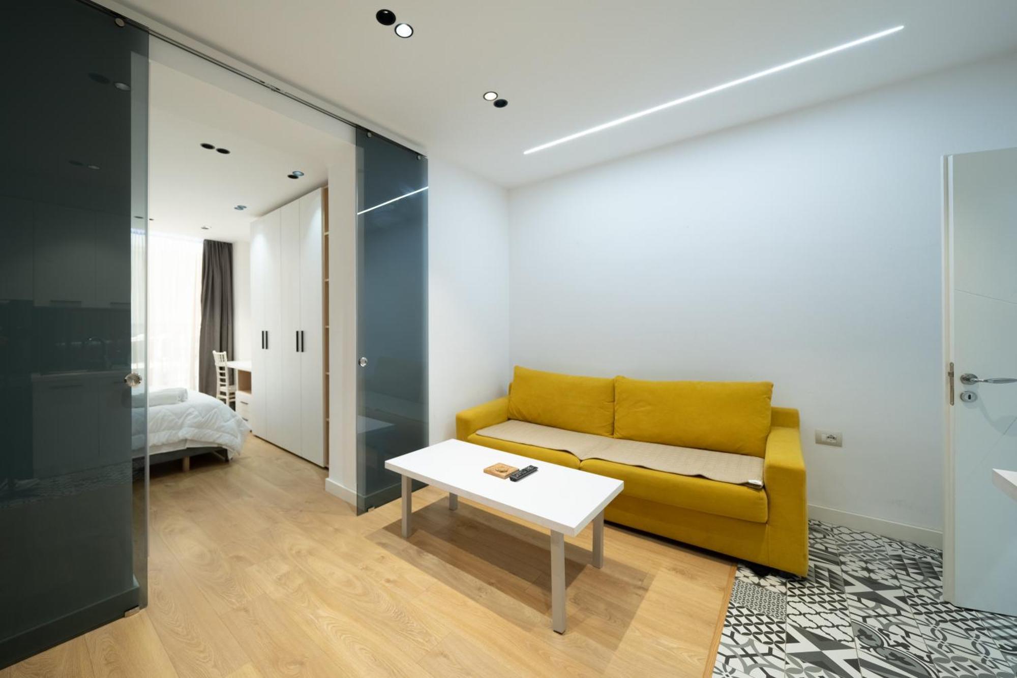 Cosy Urban Central Apartment Тирана Экстерьер фото